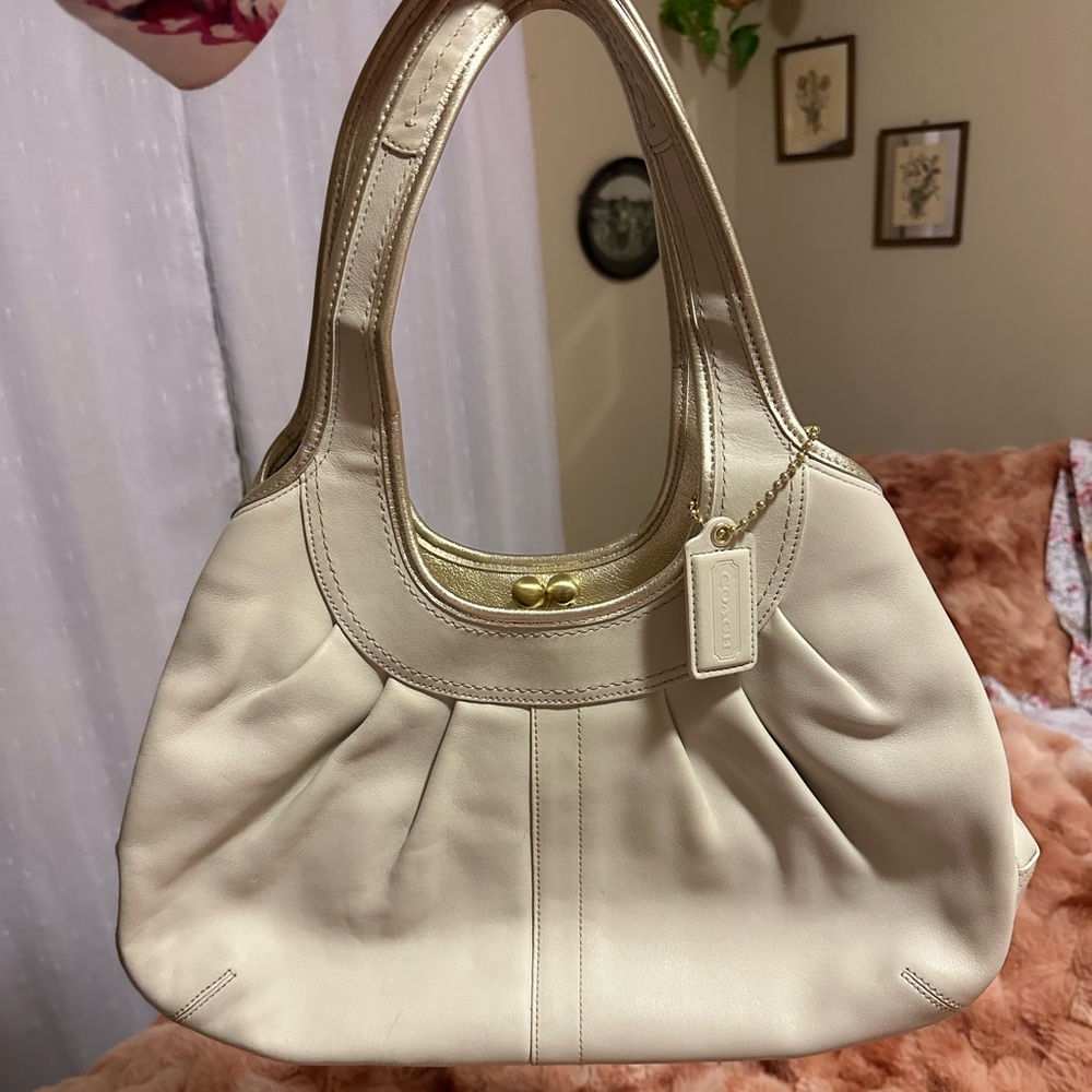 Coach Cream Leather Tote Bag ERGO 2010